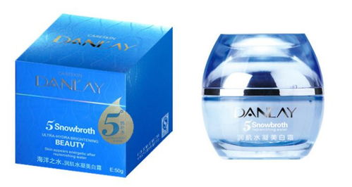 丹莱化妆品 产品展示与店铺装修美学