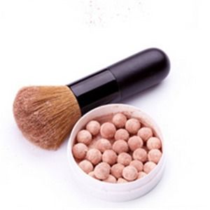 诗钰化妆品与卫生用品 产品展示与店铺装修的精妙融合