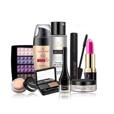 彩妆与卫生用品的双重奏 现代美妆产品的安全与品质